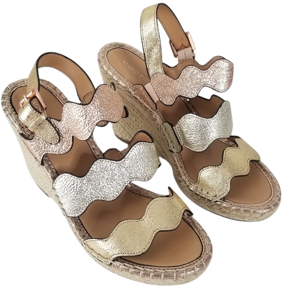 NWOT Marc Fisher Metallic Rose Gold Karida Wedge Espadrille Sandals Size 8M - Picture 1 of 14